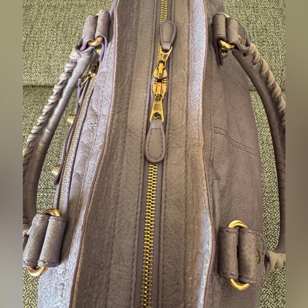 Balenciaga Part-Time Bag With Giant 12 Rose Gold Hardware - Picture 11 of 17